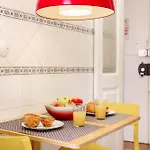 B1 Luminous Gem For 6 In Bica Neighborhood - Lis Downtown! Apartment *