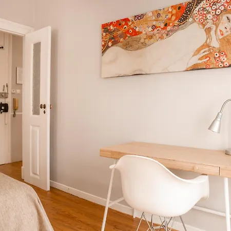 아파트 B1 Luminous Gem For 6 In Bica Neighborhood - Lis Downtown! 리스본