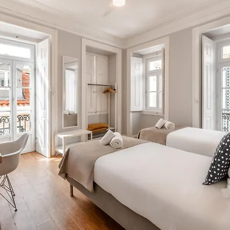 아파트 B1 Luminous Gem For 6 In Bica Neighborhood - Lis Downtown! *