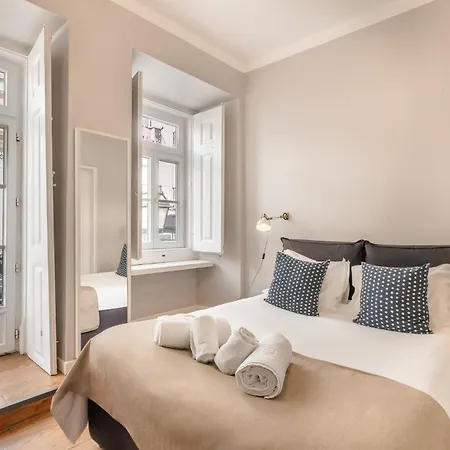 Appartement B1 Luminous Gem For 6 In Bica Neighborhood - Lis Downtown!