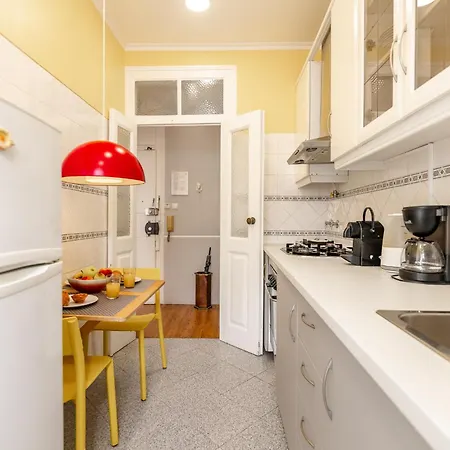 B1 Luminous Gem For 6 In Bica Neighborhood - Lis Downtown! *